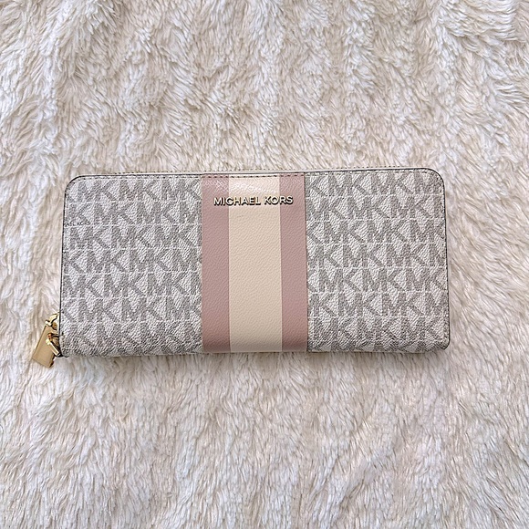 Michael Kors Handbags - 🩷 Michael Kors monogram pink white continental wallet NO Strap